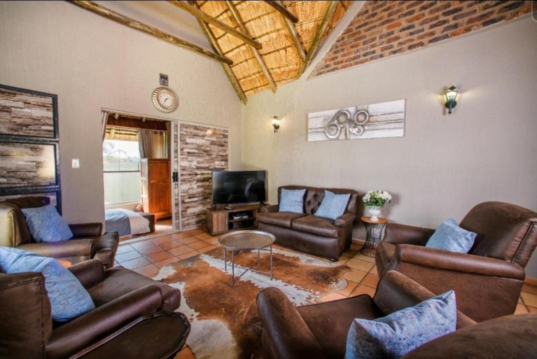 Ndalo Guest House, Бадплаас Екстериор снимка